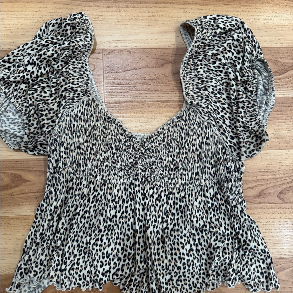 Urban Outfitters Black and White Flutter Sleeve Blouse